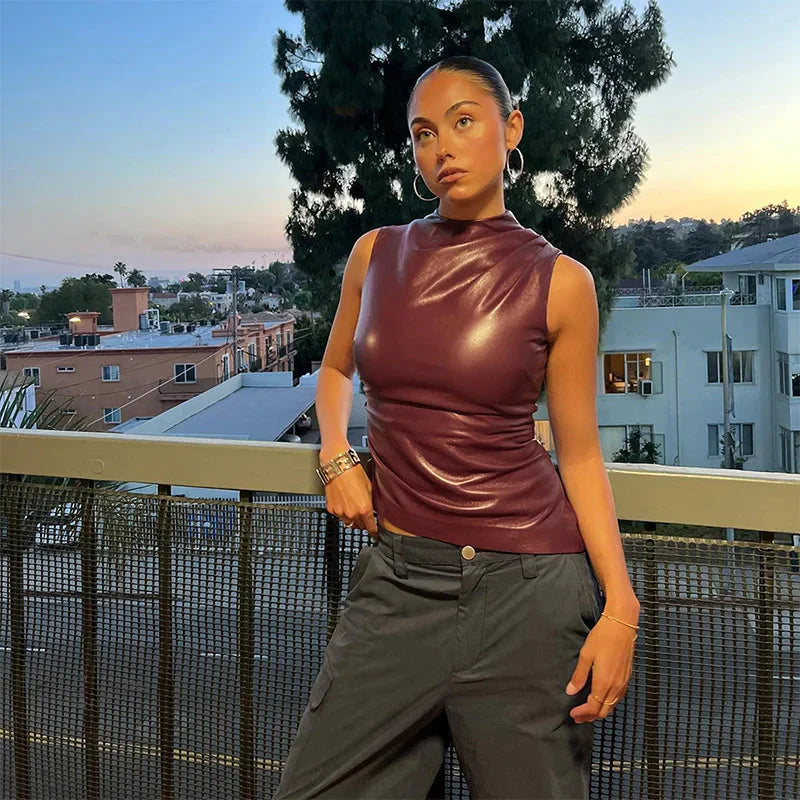 CARA | Chic Top