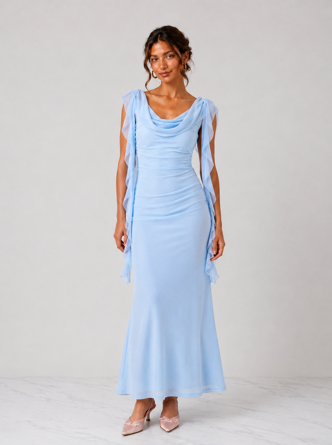 AURORA | Vestido maxi liso con cuello vuelto