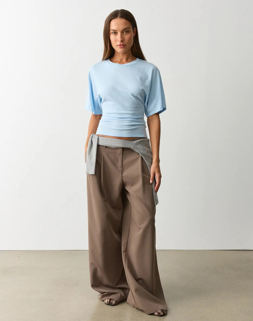 KIMMY | Camiseta corta elegante con corte ajustado