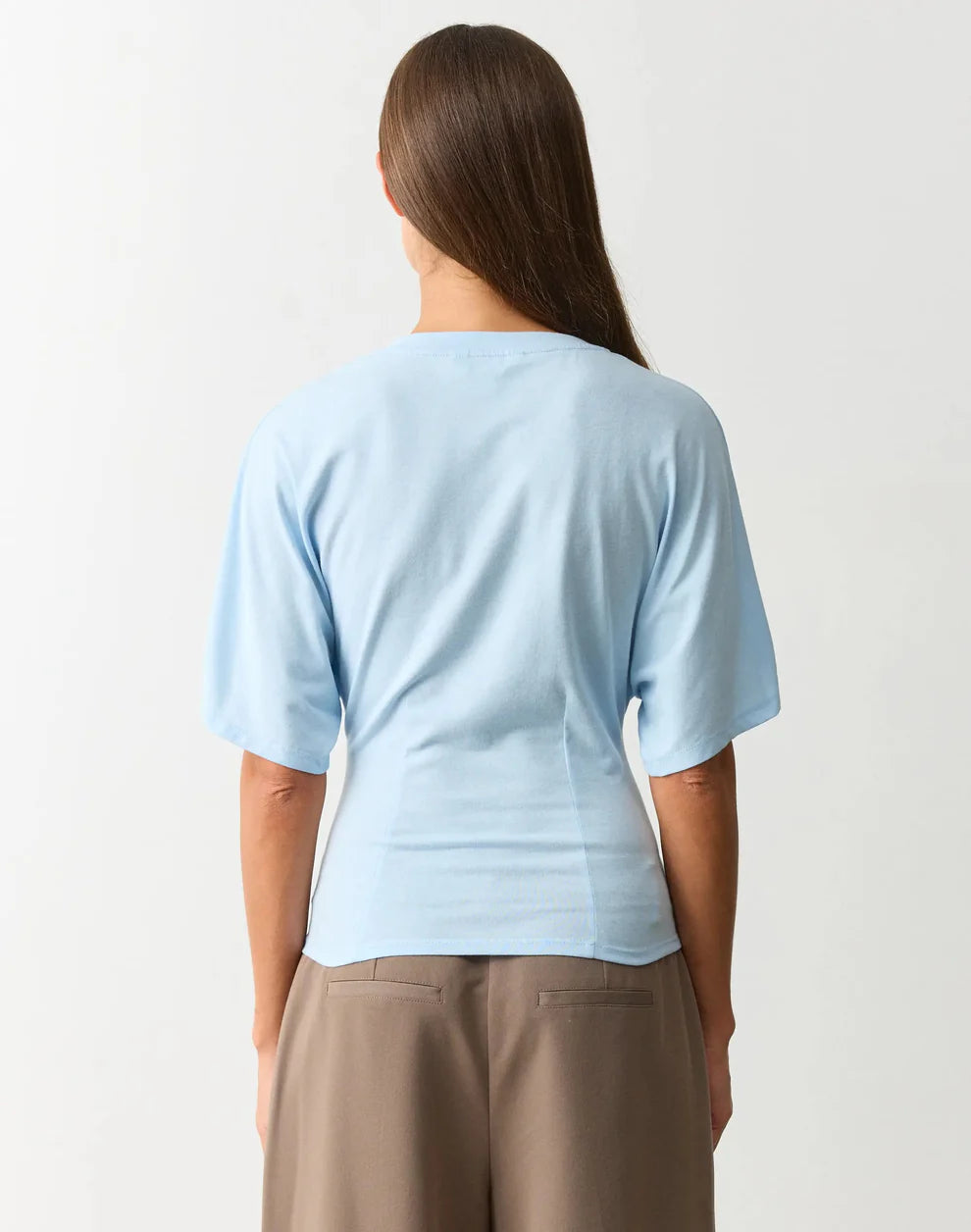 KIMMY | Camiseta corta elegante con corte ajustado